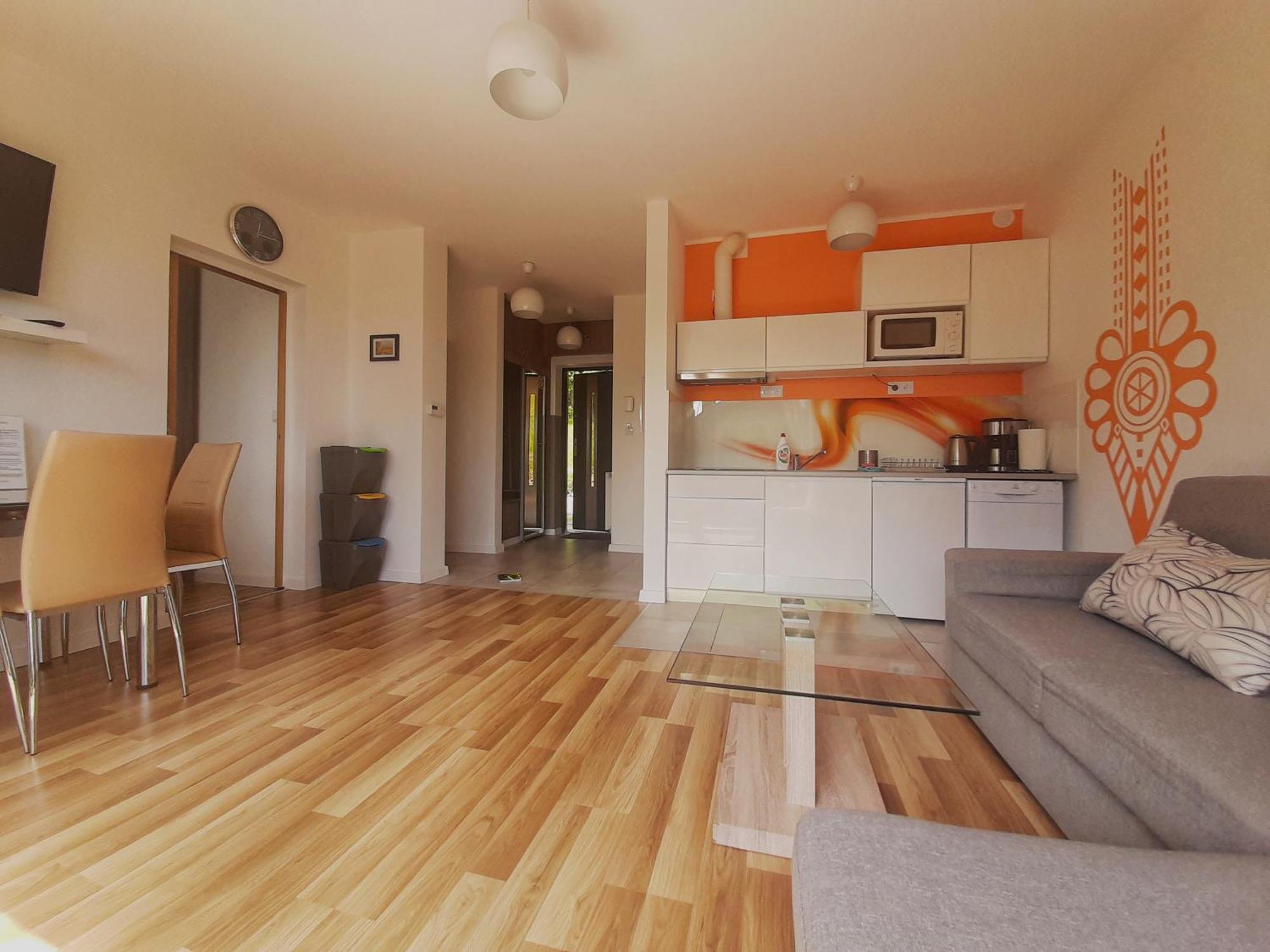 Apartamenty Zloty Widok ชเจอร์ค ภายนอก รูปภาพ