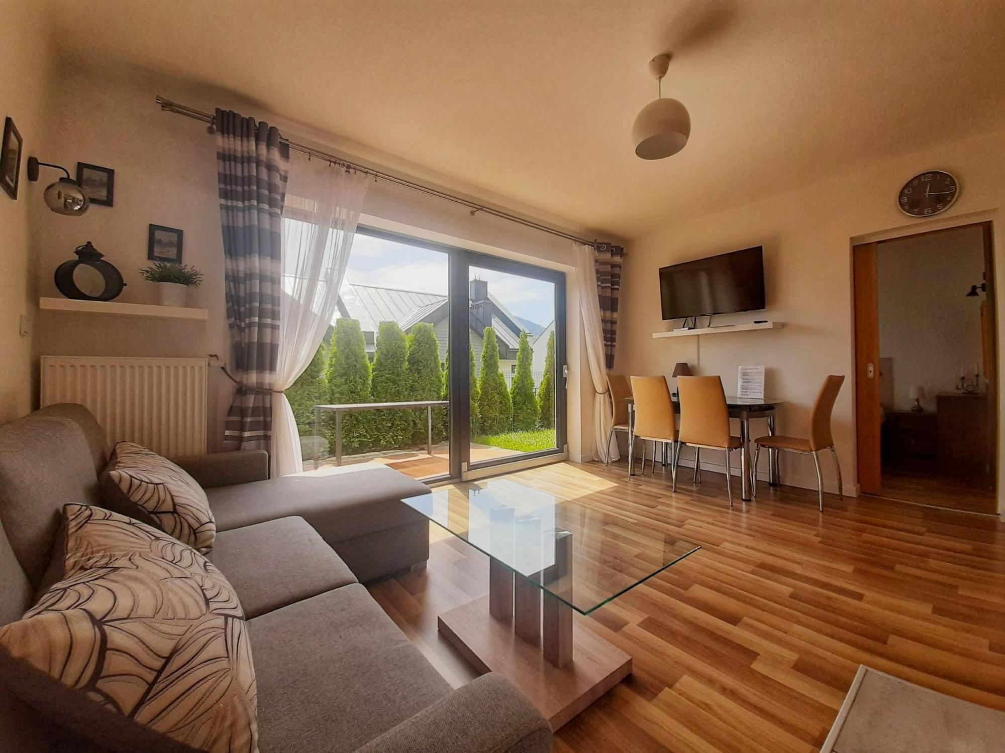 Apartamenty Zloty Widok ชเจอร์ค ภายนอก รูปภาพ