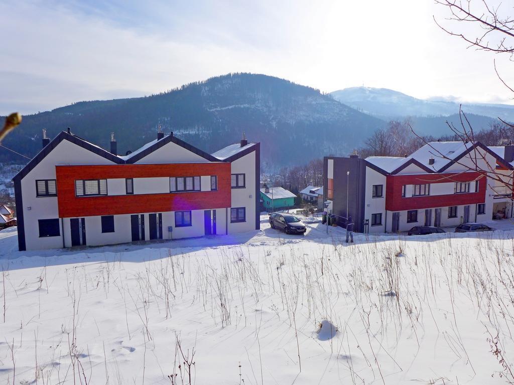 Apartamenty Zloty Widok ชเจอร์ค ภายนอก รูปภาพ