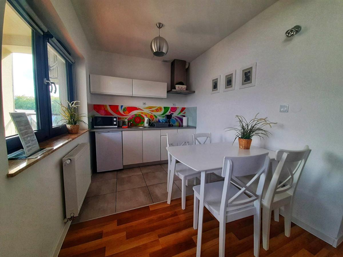 Apartamenty Zloty Widok ชเจอร์ค ภายนอก รูปภาพ